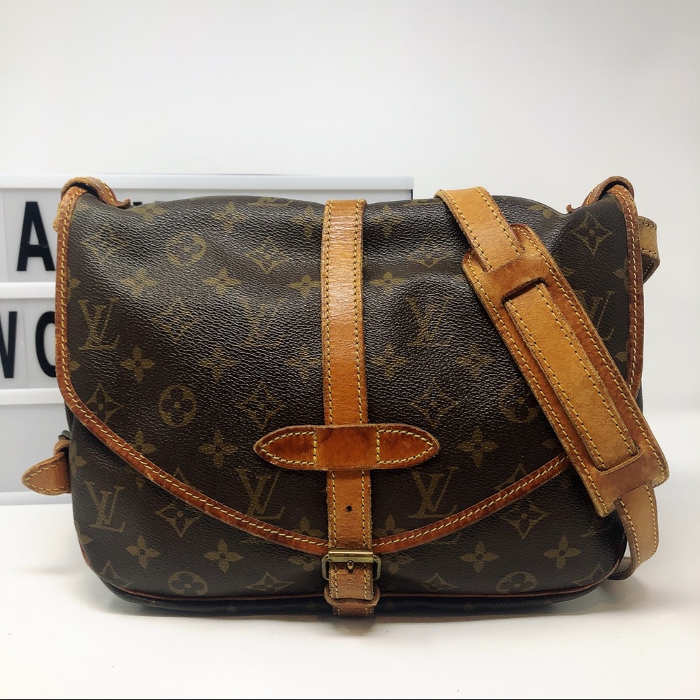 Louis Vuitton saumur 30 monogram shoulder bag